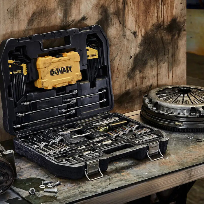 89 PIECE TOOL SET DEWALT DWMT73800-1 - Комплекти вложки и тресчотки<<<Ръчни инструменти<<<Инструменти и