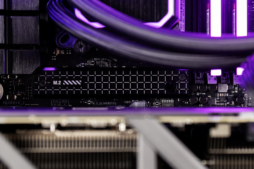 Actina 5901443414643 PC AMD Ryzen™ 7 7800X3D 32 GB DDR5-SDRAM 2 TB SSD AMD Radeon RX 9070 XT Midi Tower Black