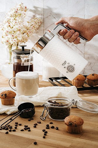 Adler AD 4494 milk frother/warmer Automatic Metallic, White