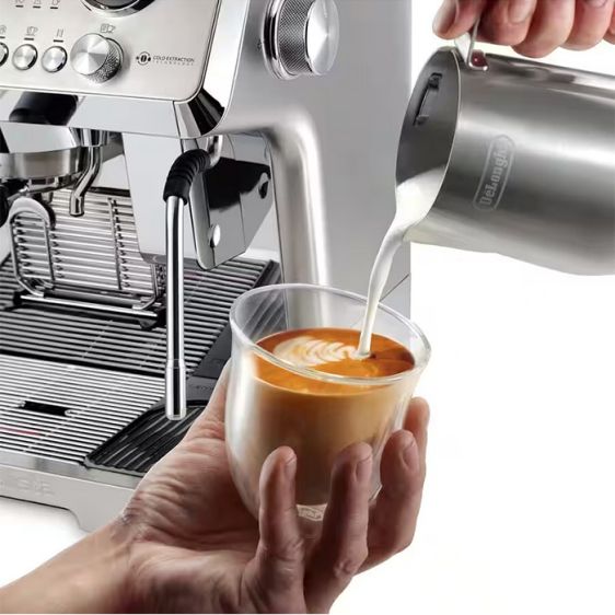 Coffee machine DeLonghi La Specialista Maestro EC9885.M