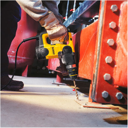 DEWALT EXTREME 2® SDS-Plus DRILL