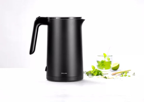 ZWILLING ENFINIGY ELECTRIC KETTLE 53105-001-0 - BLACK 1 L