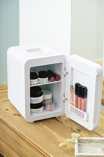 Adler AD 8085 fridge Freestanding 4 L G
