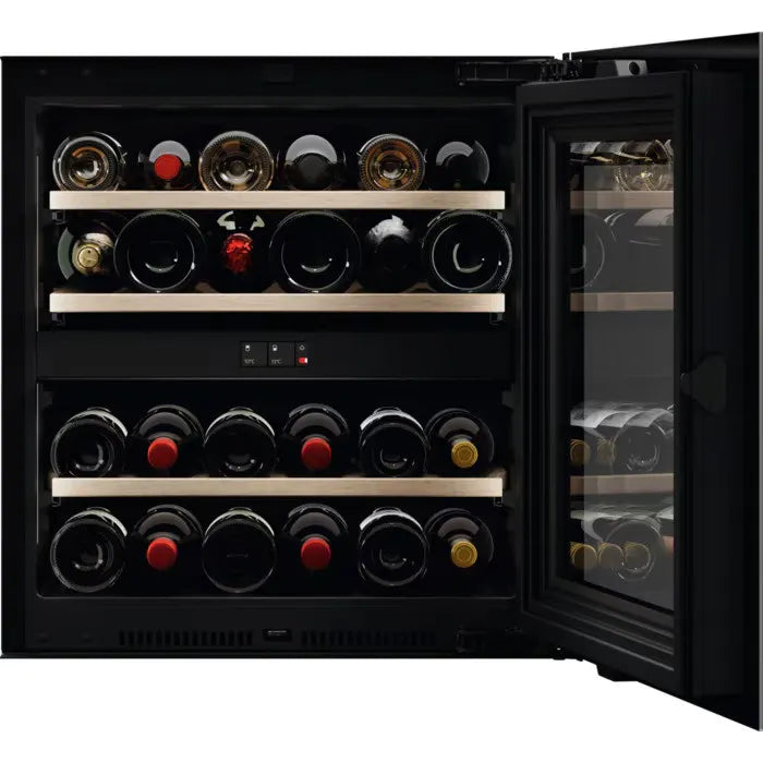 Built-in refrigerator AEG AWCD280B6B(ST), 81 l, F, Yes