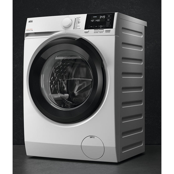 Washing machine AEG LFR61844BE, 8 kg, 1400 rpm.