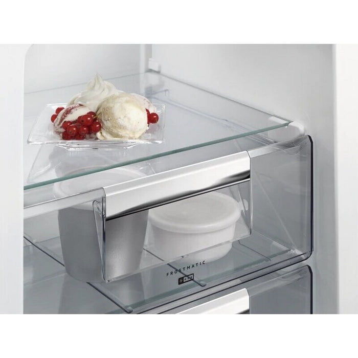 Built-in refrigerator AEG SCE819E5TS