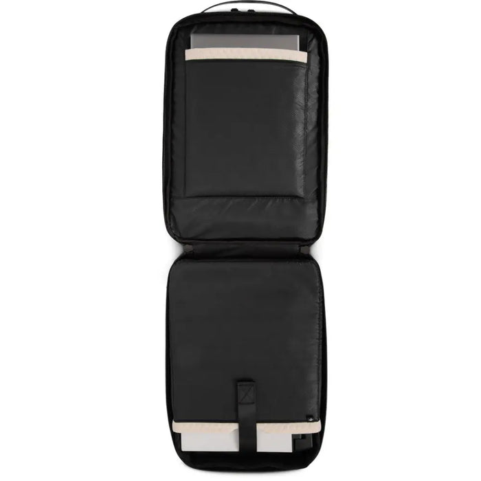 Alienware AW724P 45.7 cm (18’’) Backpack Black