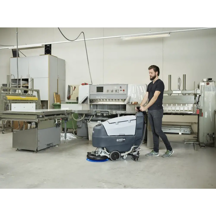 Automatic scrubber/dryer Nilfisk SC401 43 E - Scrubbing and Collection MachinesMCP-MSZ<<<Machines - Cleaning