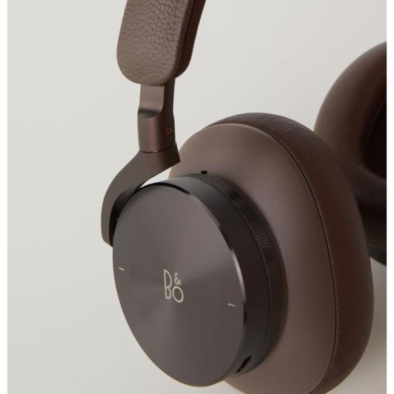 Bang & Olufsen Beoplay H95 Chestnut wireless headphones