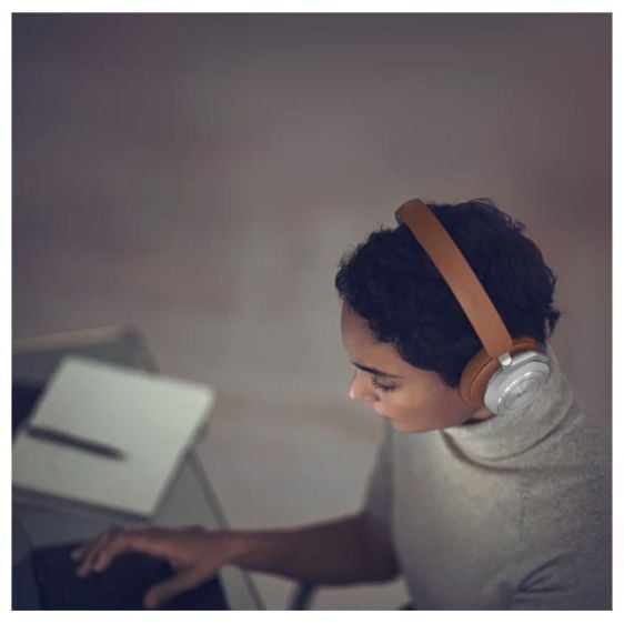 Bang & Olufsen Beoplay HX Timber wireless headphones - True wireless слушалки<<<Смартфони и таблети<<<Черна техника и