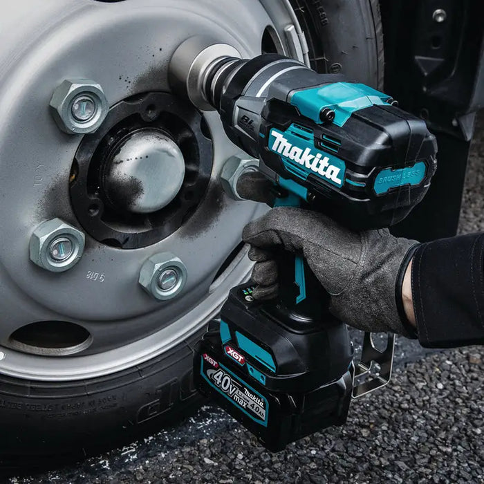 BATTERY BRUSHLESS IMPACT WRENCH MAKITA TW001GD201 40 V 1800.00 nm NUMBER OF BATTERIES 2 BATTERY CAPACITY 2.50 Ah CASE