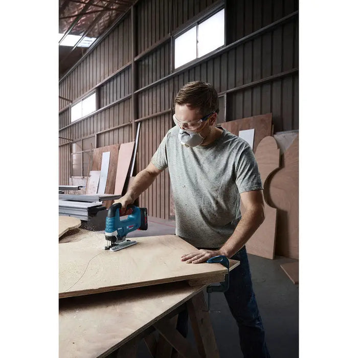 BATTERY BRUSHLESS JIG SAW BOSCH PROFESSIONAL GST 185-LI SOLO - Прободни триони<<<Триони и циркуляри<<<Инструменти и