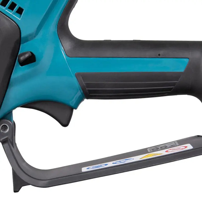 BATTERY BRUSHLESS MINI CHAIN SAW MAKITA DUC101Z 18 V BAR LENGTH 10.00 cm WITHOUT BATTERY AND CHARGER BAR LENGTH 10.00