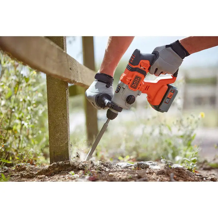 BATTERY BRUSHLESS PUNCH BLACK&DECKER BCD900M1K-QW 18 V 1.20 J SDS PLUS NUMBER OF BATTERIES 1 4.00 Ah CASE