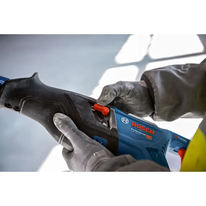 BATTERY BRUSHLESS SANITARY SAW BOSCH PROFESSIONAL GSA 185-LI SOLO - Саблени триони<<<Триони и циркуляри<<<Инструменти и