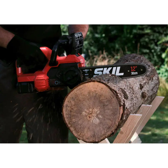BATTERY BRUSHLESS SAW SKIL GS1E0534AA 18 V NUMBER OF BATTERIES 1 4.00 Ah BAR LENGTH 30.00 cm - Електрически и