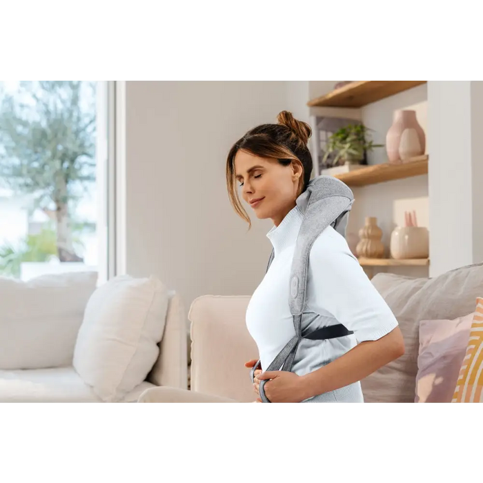 Beurer MG 154 3D Battery-Powered Neck Massager + Beurer MG 18 Mini massager - Уреди за дома<<<BEURER уреди за здраве и