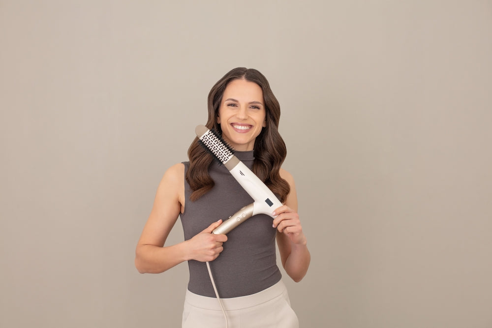 Beurer HC 150 FusionDry Pro Hair dryer - Powerful, brushless motor, Ergonomic folding handle, Ion function, 3 heat & blower settings, cold air, Extra quiet, EasyClick - Magnetic attachments, LCD display, Bag