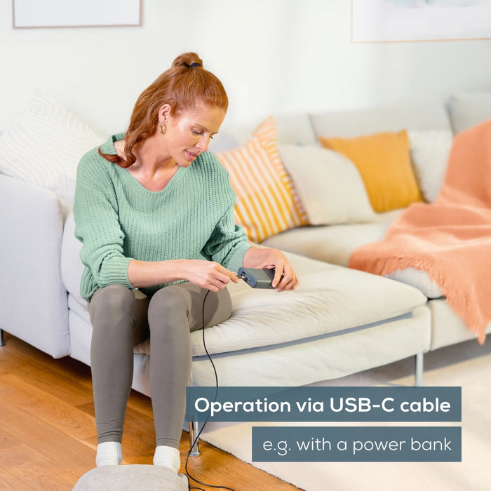 Beurer FM 28 Compact foot massager 2 in 1: Vibration massager and foot warmer; 3 programs; Operation via USB-C cable; up to size 43; auto switch-off after 20 min
