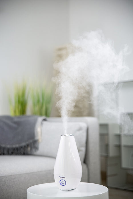 Beurer LB 37 air humidifier white; ultrasound humidification technology; 15 aroma pads; clianing brush; 20 watts; max. 20m2