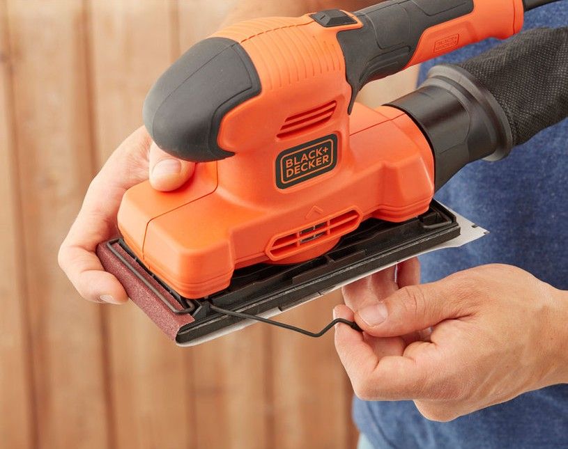 BLACK&DECKER BEW220-QS 150 W VIBROSE SLIDER