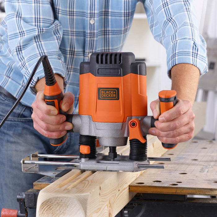 Router Black & Decker KW1200E-QS