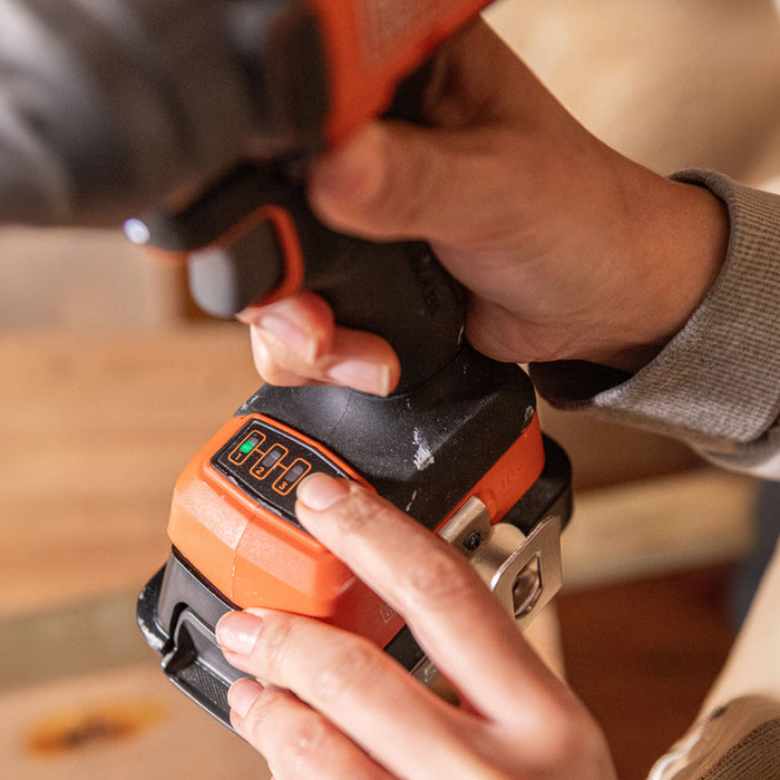 BLACK&DECKER BLIM78E1K-QW CORDLESS BRUSHLESS