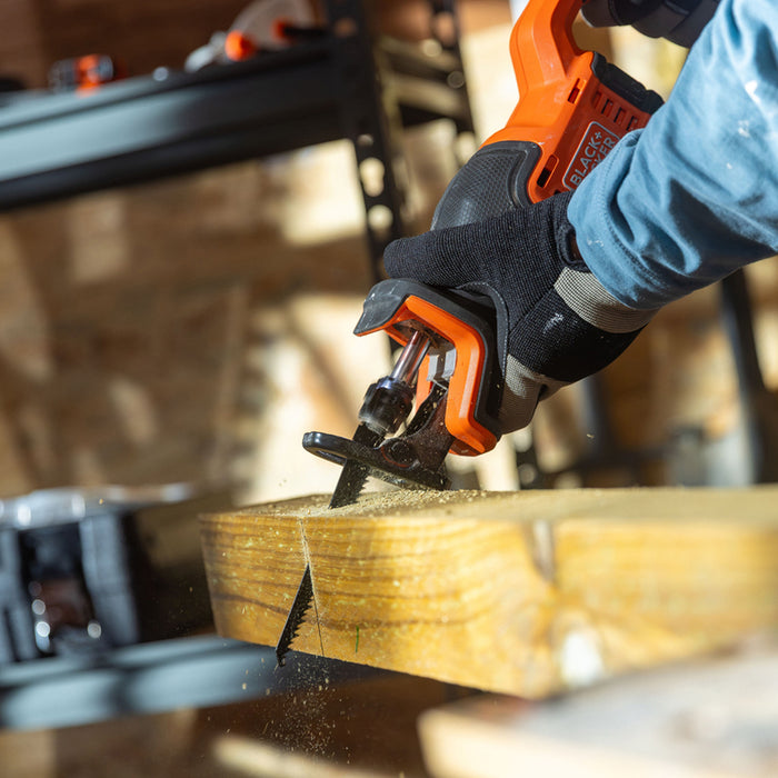 BLACK&DECKER BLCR78E1-QW CORDLESS BRUSHLESS SAW