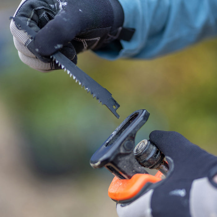 BLACK&DECKER BLCR78E1-QW CORDLESS BRUSHLESS SAW
