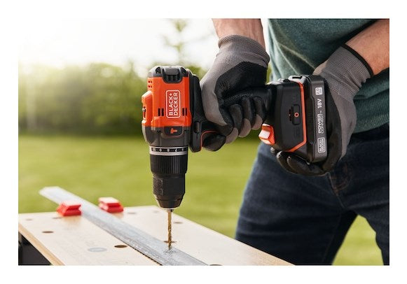 Black & Decker BLD683XN-XJ drill 1800 RPM 1 kg Black, Orange