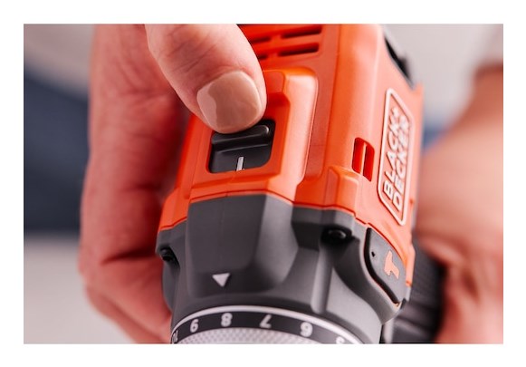 Black & Decker BLD683XN-XJ drill 1800 RPM 1 kg Black, Orange
