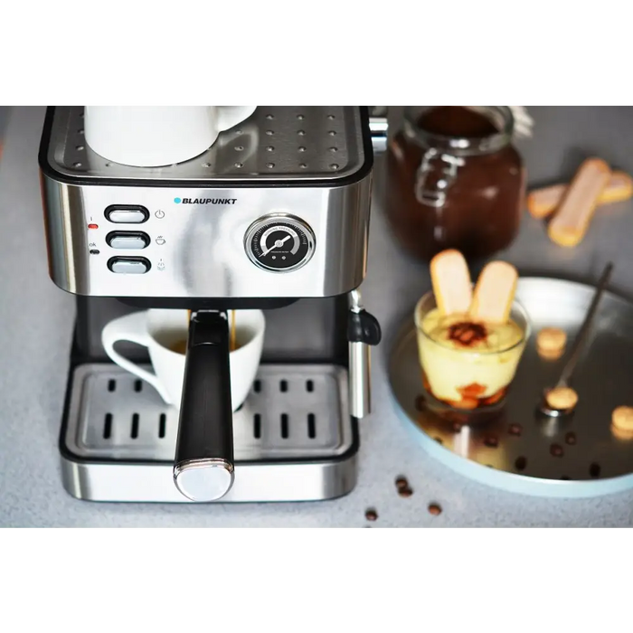 Blaupunkt CMP312 Espresso coffee machine - Coffee machinesAGD-EXP<<<Home Appliance - ProductsAGD<<<ActionPL