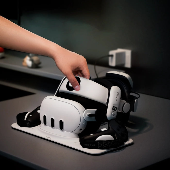 BOBOVR D3 charging station for Meta Quest 3