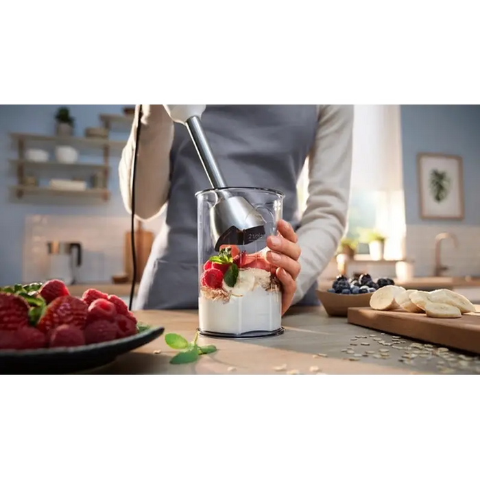 Bosch MSM4W410 SER4 Blender ErgoMaster 800 W Dynamic Speed Control QuattroBlade System Included Blender & Measuring cup