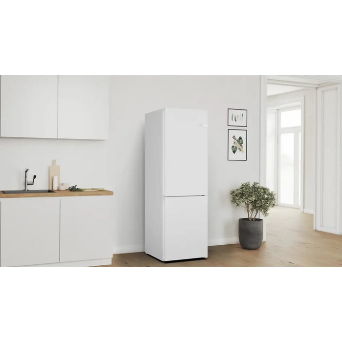 Bosch Serie 4 KGN362WDF fridge-freezer Freestanding 321 L D White - Freestanding refrigerator-freezers