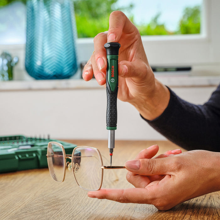 PRECISION SCREWDRIVER SET WITH BOSCH BITS 0