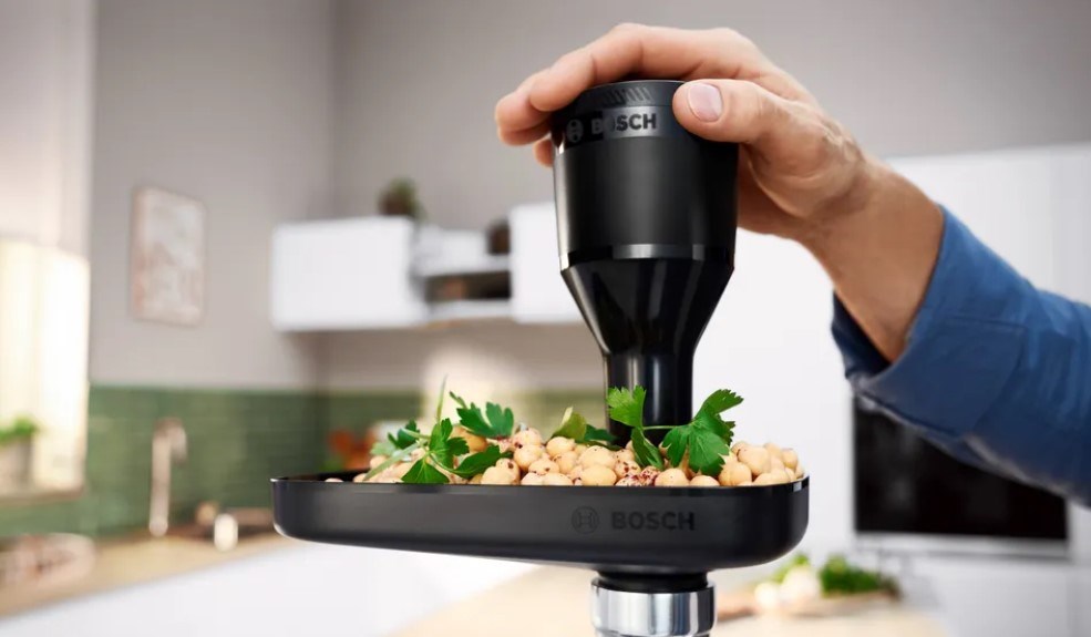 Bosch MFWS440B, Meat mincer - MultiPower 1900 W, Planetary gearbox, 2,5 kg/min, kebbe attachment, sausage attachment, reverse function, Black