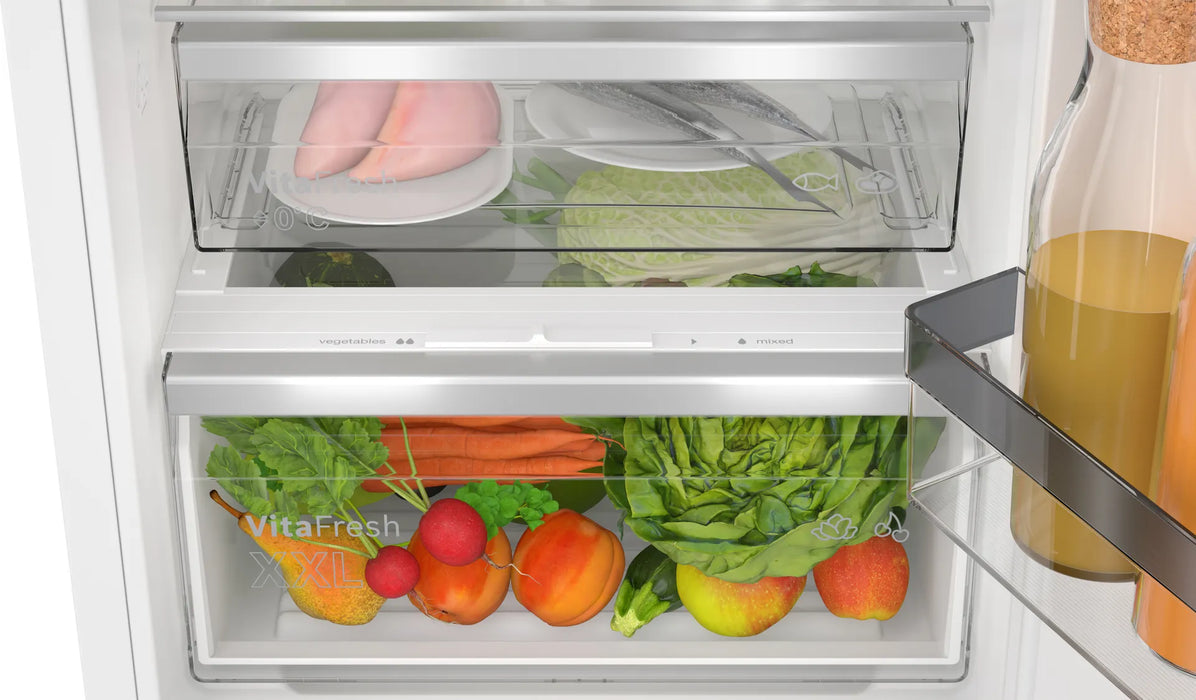 Built-in refrigerator BOSCH KIN96VFD0
