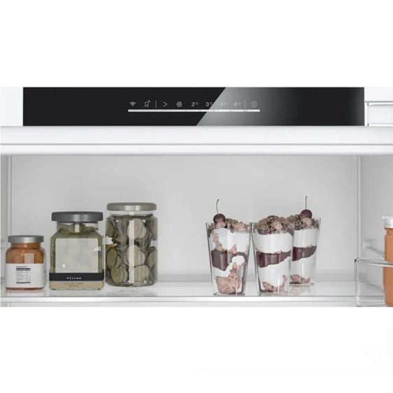 Under-counter refrigerator BOSCH KUR21VFE0, 134 l, flat hinge