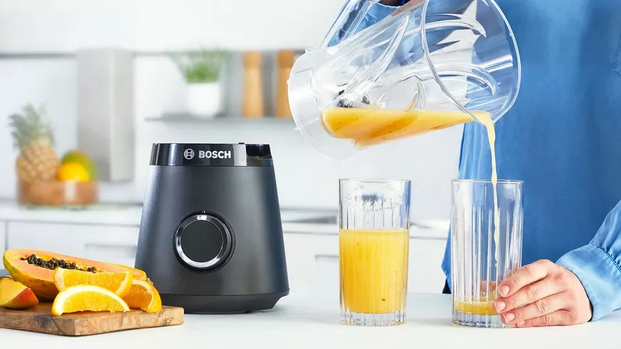 Bosch MMB6141B Series 4, VitaPower Blender, 1200 W, Tritan blender jug 1.5 l, Two speed settings and pulse function, ProEdge stainless steel blades made in Solingen, Black