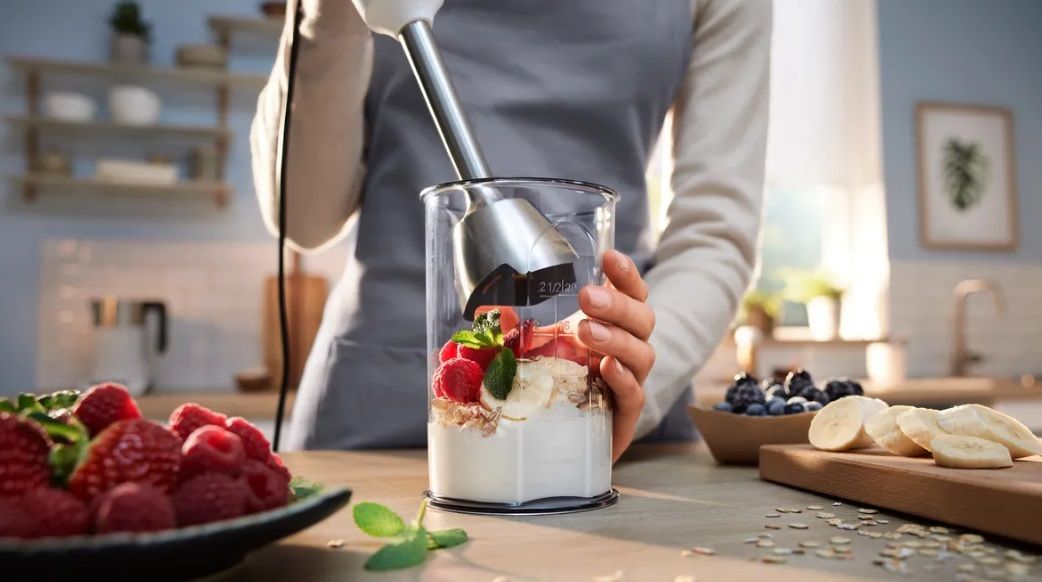 Bosch MSM4W410, SER4, Blender, ErgoMaster, 800 W, Dynamic Speed Control, QuattroBlade System, Included Blender & Measuring cup, White