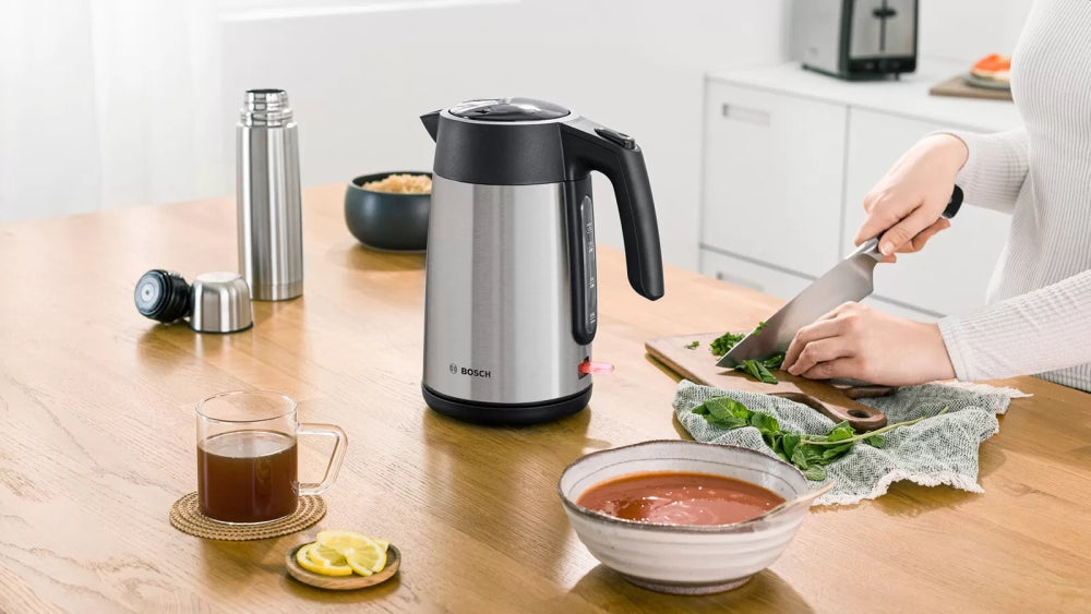 Bosch TWK7L460, Kettle, 2000-2400 W, 1.7 l,  Cup indicator, Triple safety function, Stainless steel