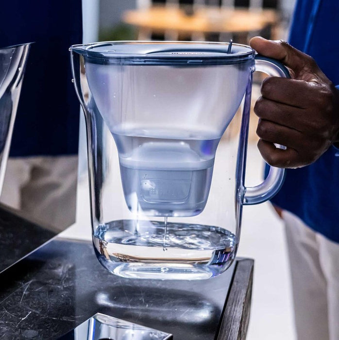 BRITA Style ESSENTIAL XL Water Filter Jug (Dark Blue) + 3 x MX Pro Pure Performance Filters