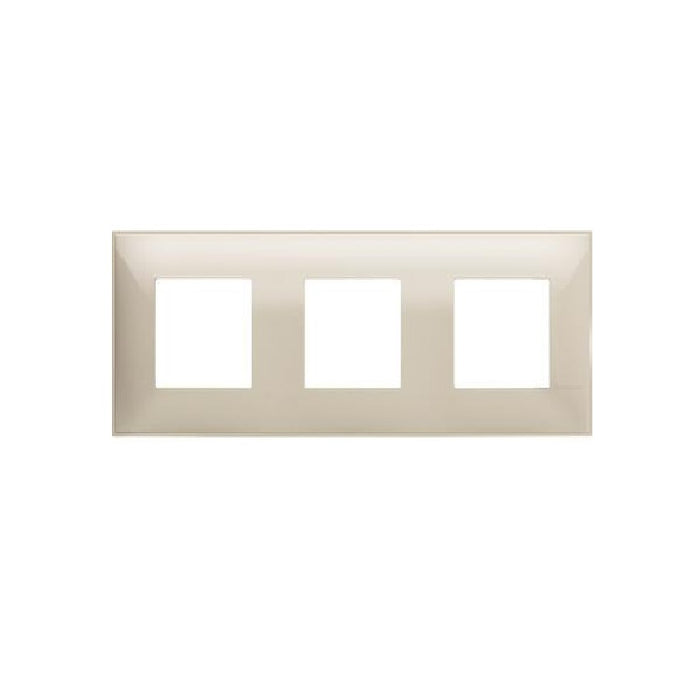 TRIPLE FRAME R4802M3CR CLASSIA LEGRAND - CREAM