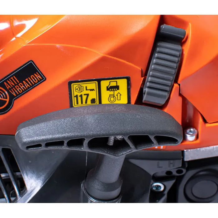 CHAINSAW DAEWOO DCS4516 45.0 cm3 2.30 HP BAR LENGTH 40.00 cm - Моторни триони<<<Градински