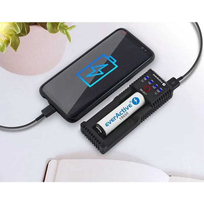 Charger for LiIon/NiMh batteries 3.7v/1.2v universal 1 socket USB micro UC-100 EverActive - Зарядни устройства и