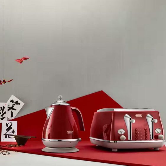 Electric kettle Delonghi KBOC2001.R