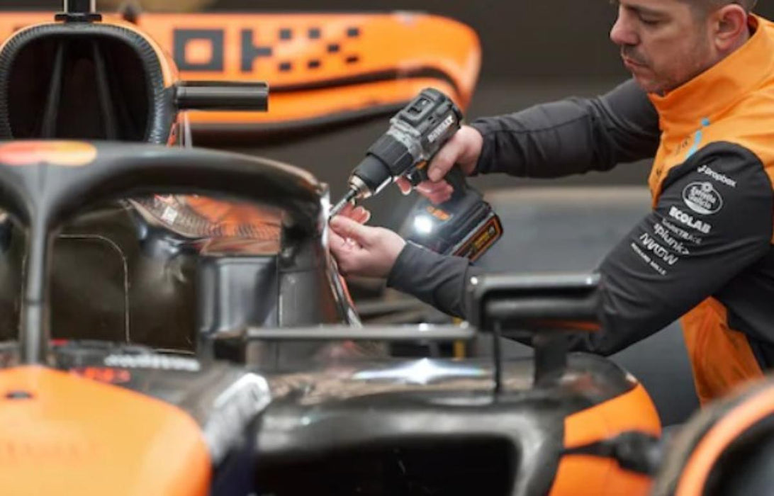 18V DEWALT MCLAREN F1 IMPACT DRIVER