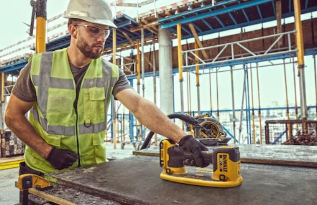 DEWALT. GRABO 18V DCE590N VACUUM LIFTER