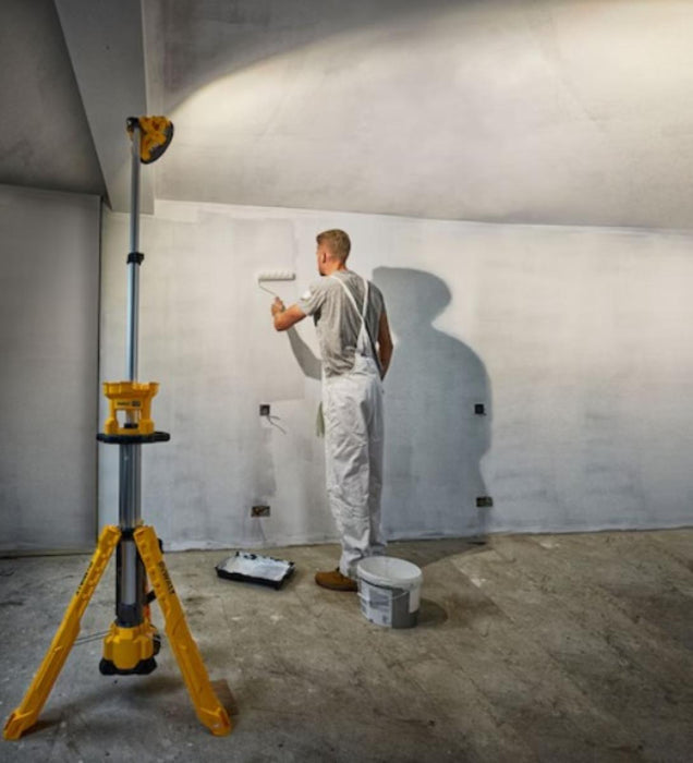 CORDLESS LED FLASHLIGHT WITH TRIPOD DEWALT DCL079-XJ